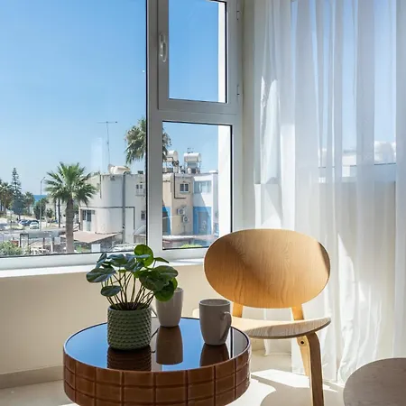 Ronin 2-bedroom By The Sea